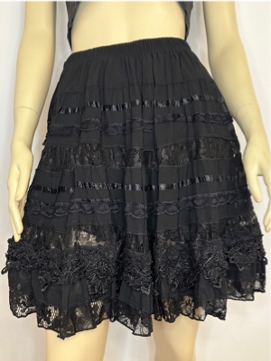 img/products/apparel/skirt/SK1012-18-BLK900.jpg