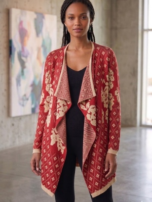 img/products/apparel/outerwear/xB105RED_900.jpg