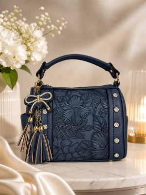 img/products/handbags/xHBT0659-BLUE_900.jpeg