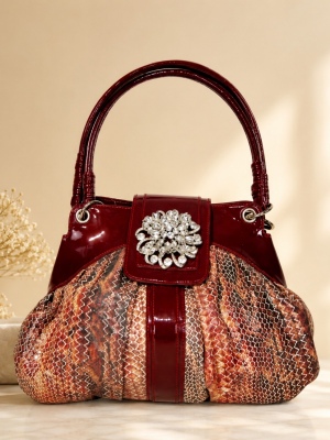 img/products/handbags/xHBW1720RED_900.jpeg