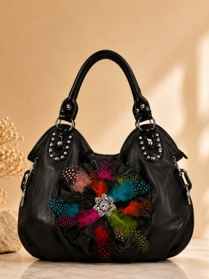 img/products/handbags/xHBW2412DBLK_900.jpeg